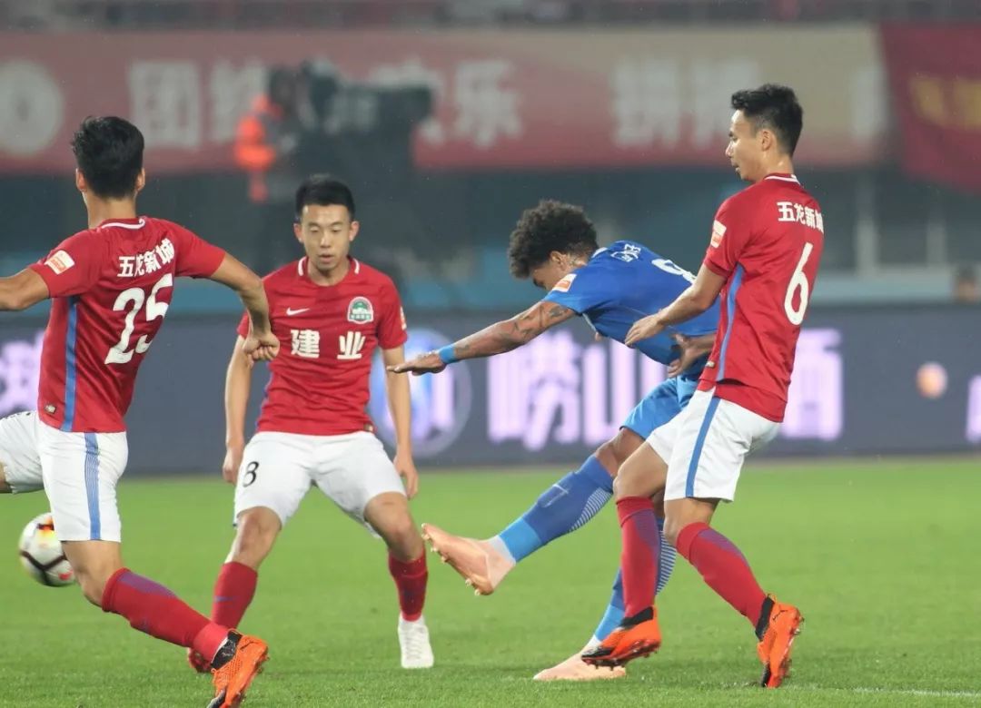 m6米乐官网登录-重庆队球员拼尽全力，取得惊人胜利