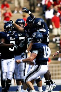 米乐官网m6-布宜诺斯艾利斯独立队长激励全队，挑战强敌士气高昂